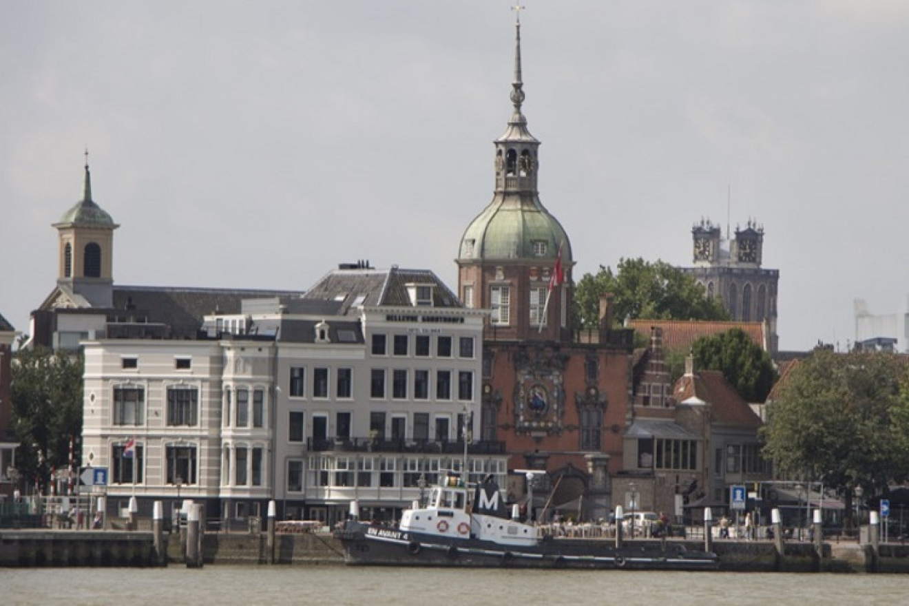 Vaartocht met stadswandeling Dordrecht