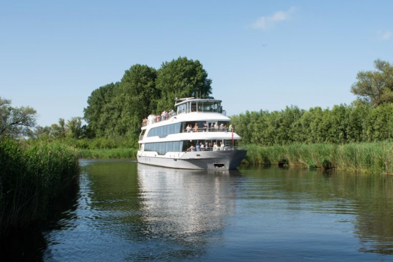 Rondvaart met brunch door Nationaal Park de Biesbosch